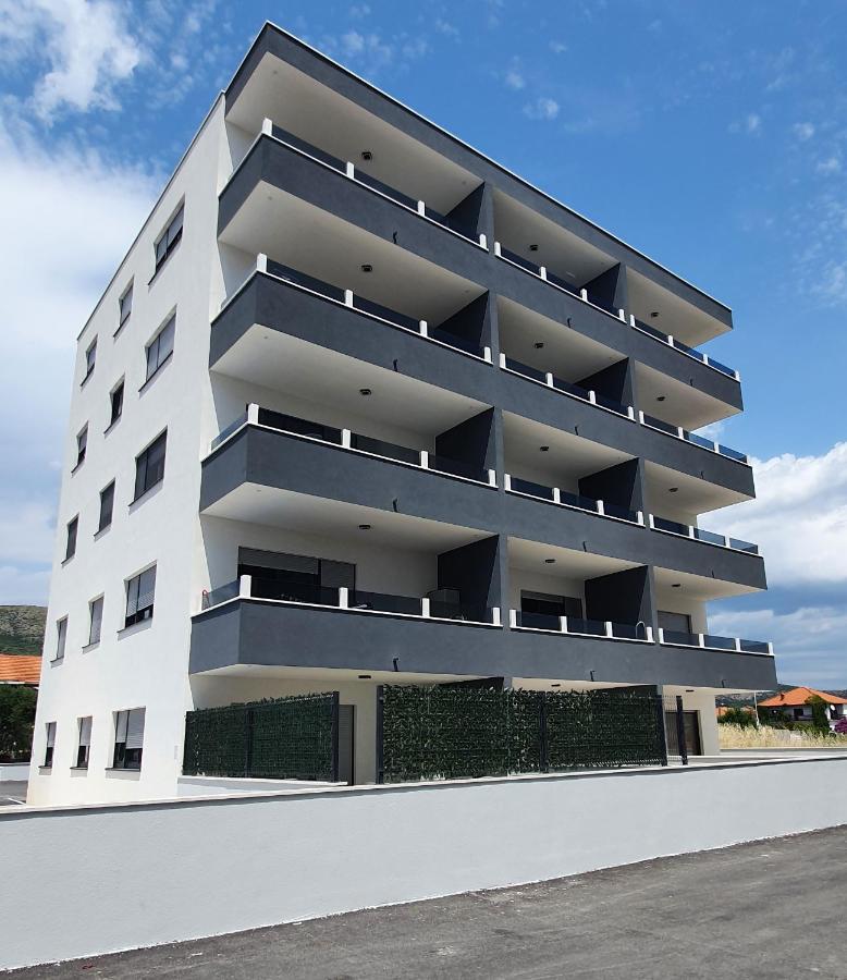 Apartments Elite トロギール エクステリア 写真