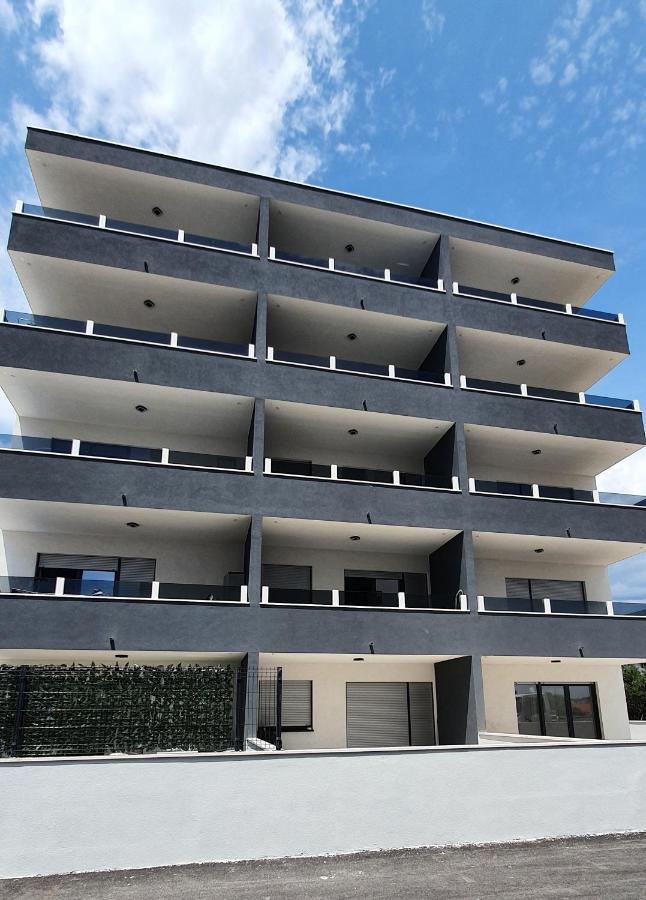 Apartments Elite トロギール エクステリア 写真